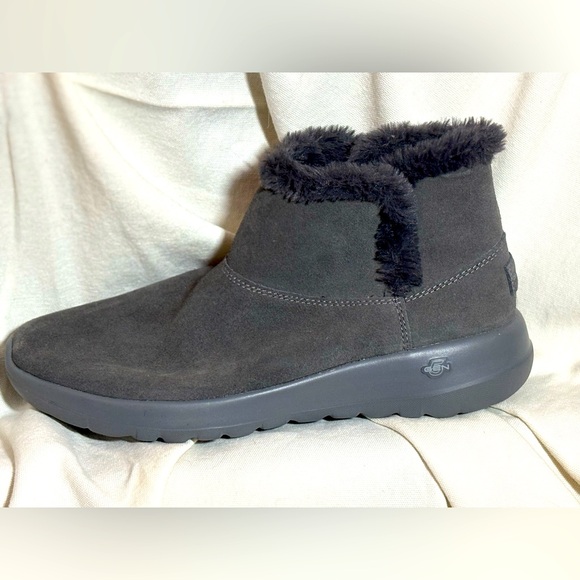 Skechers Women's On-The-go Boot
NWOT - Picture 2 of 7